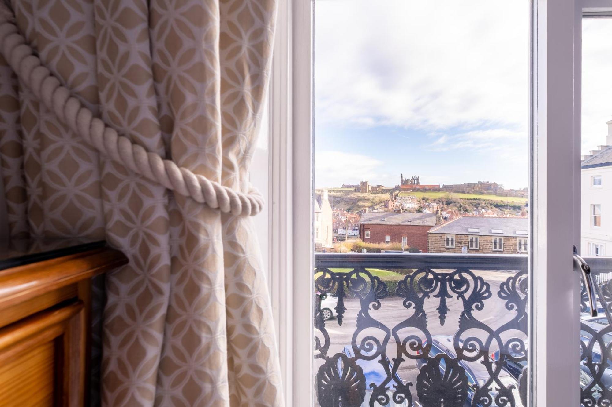 Number 7 Guest House Whitby Kültér fotó